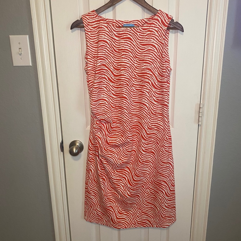 J. McLaughlin Sage Dress Medium Red White Wavy‎ Zebra Print Ruched Sheath USA